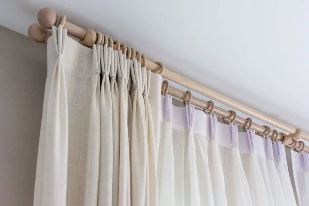 What Are The Standard Curtain Sizes (Size Chart Included) 